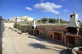 Hotel Il Piccolo Borgo Di *